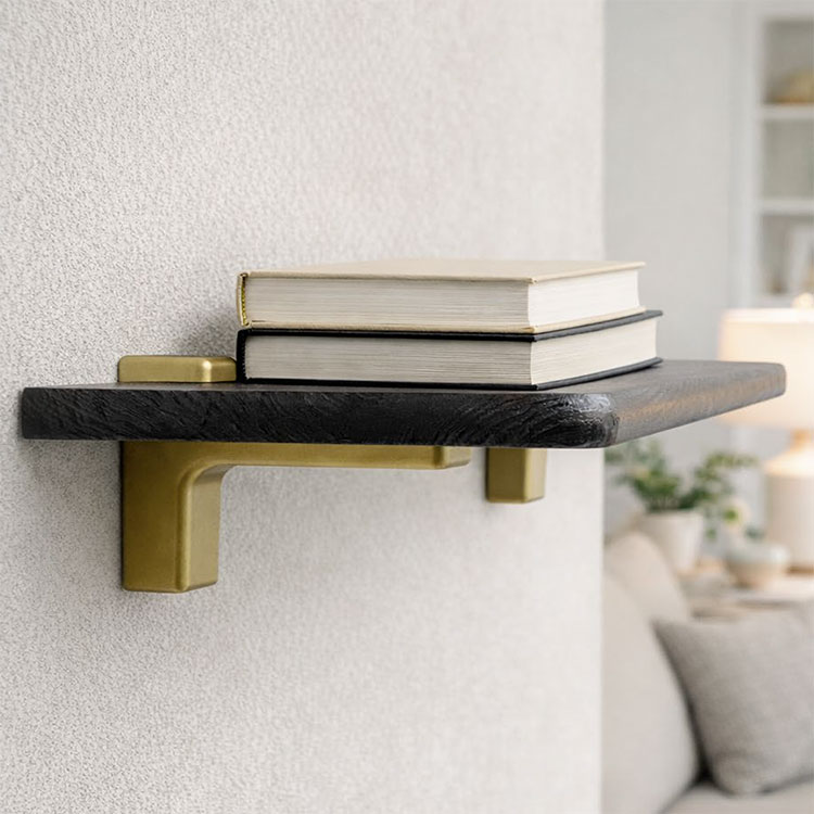 Bruno og Lino – elegante hyldeknægte til glas- og træhylder i moderne design